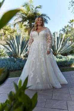 Mori Lee 3395 Lenora Removable Sleeve Open Back Plus Size Wedding Gown 11 Mori Lee 3395 Lenora Removable Sleeve Open Back Plus Size Wedding Gown -Fashion wedding dress mjpsw f23 3395 07