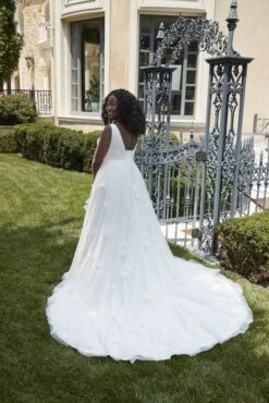 Mori Lee 3411 Neve Plus Size Wedding Dress -Fashion wedding dress mjpsw s24 3411 03